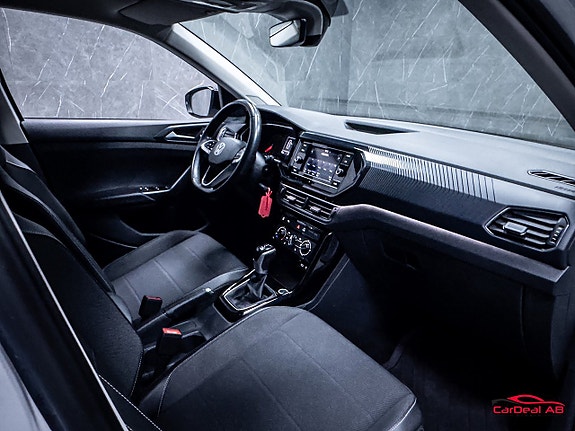 Volkswagen T-Cross 14 of 26