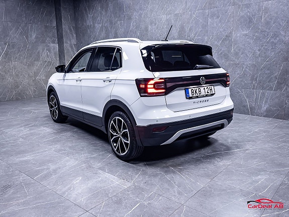 Volkswagen T-Cross 5 of 26