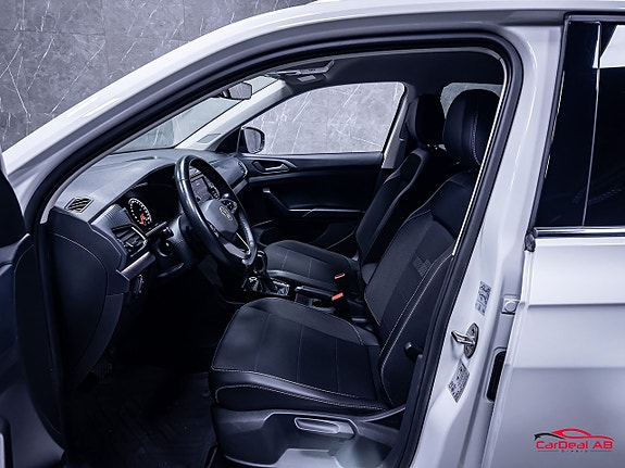 Volkswagen T-Cross 10 of 26