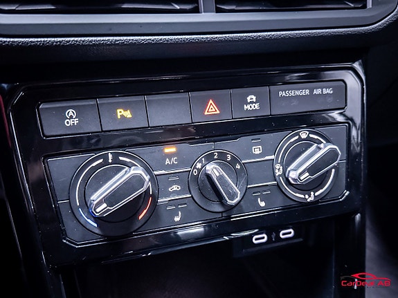 Volkswagen T-Cross 23 of 26