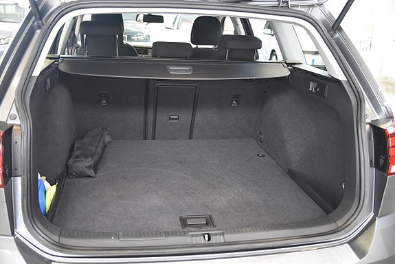 Volkswagen Golf I 17 of 17