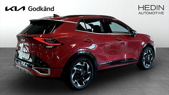Kia Sportage 2 of 9