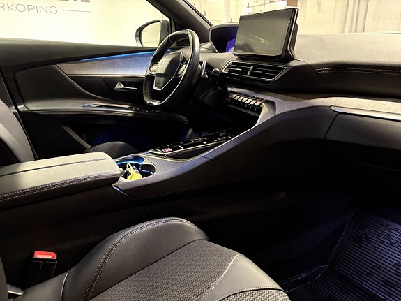 Peugeot 3008 7 of 15