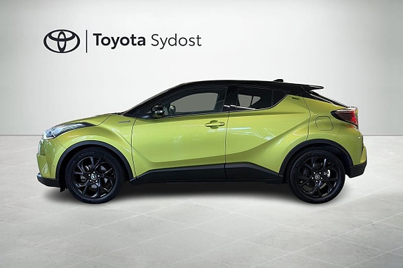 Toyota C-HR 4 of 13