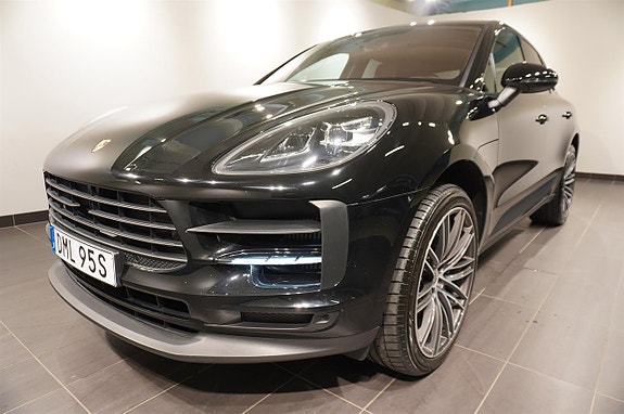 Porsche Macan S 17 of 19