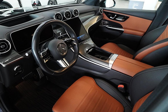 Mercedes-Benz GLC400 e 2 of 14