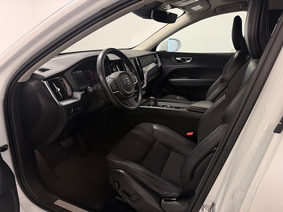 Volvo XC60 8 of 11