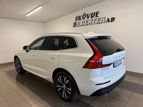 Volvo XC60 3 of 11