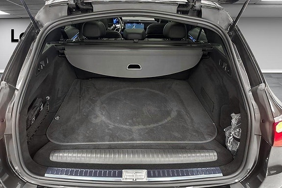 Mercedes-Benz E300 de 15 of 21