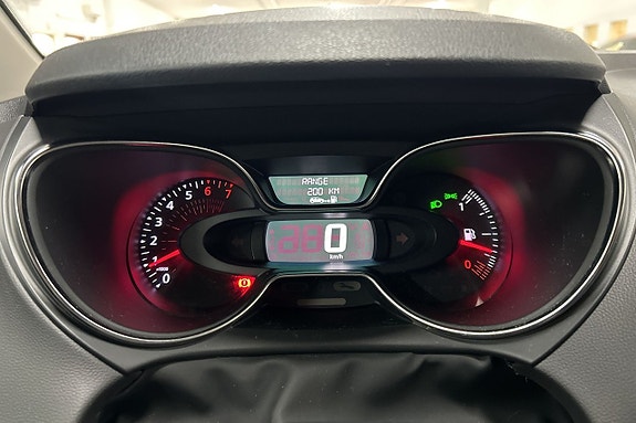 Renault Captur 13 of 21