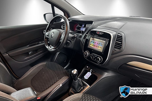 Renault Captur 15 of 21
