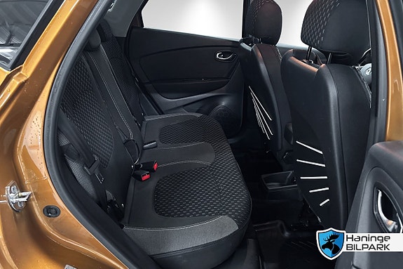 Renault Captur 17 of 21