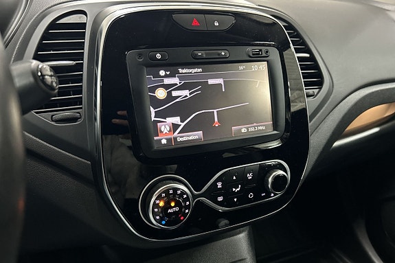 Renault Captur 11 of 21