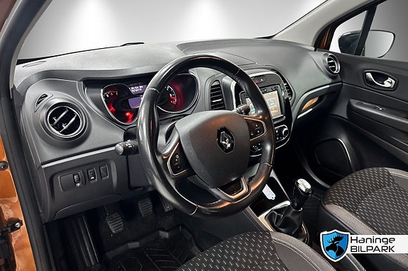 Renault Captur 14 of 21