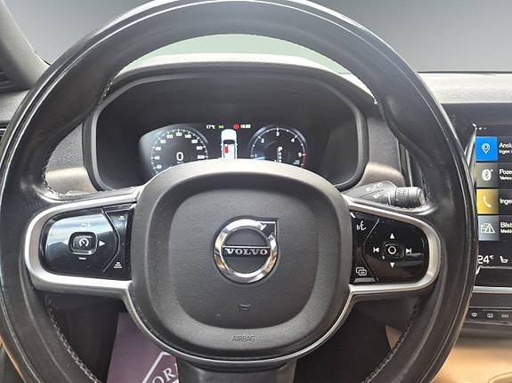 Volvo V90 Cross Country 12 of 14