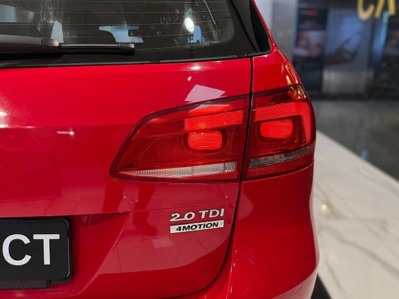 Volkswagen Passat 22 of 24
