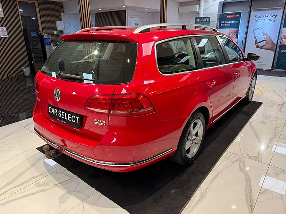 Volkswagen Passat 7 of 24