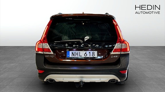 Volvo XC70 7 of 13