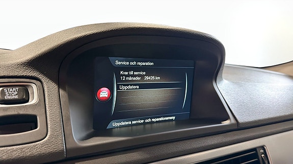 Volvo XC70 12 of 13