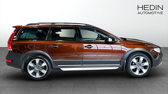 Volvo XC70 6 of 13