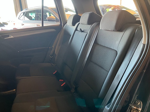 Volkswagen Golf Sportsvan 20 of 22