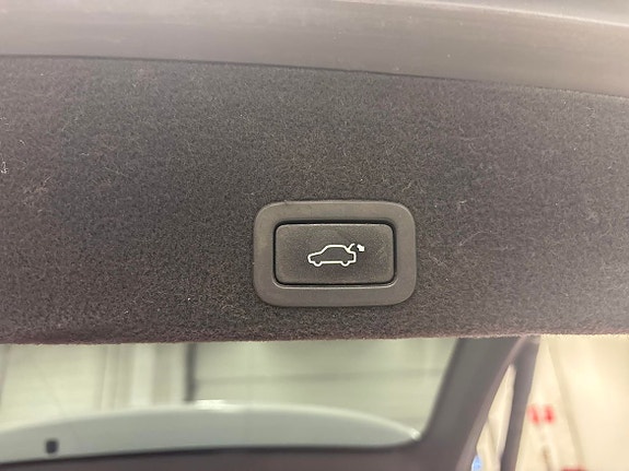 Volvo XC60 13 of 13