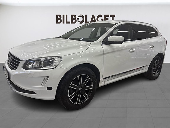 Volvo XC60 2 of 13