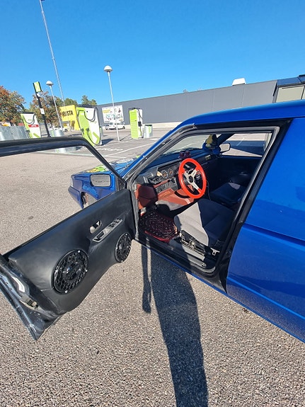 Volvo 740 4 of 5