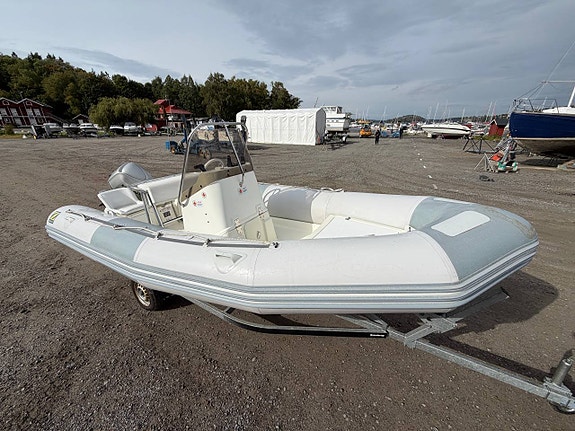Zodiac 550 Open Honda BF 75 -07 2 of 6