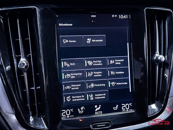 Volvo V60 27 of 30