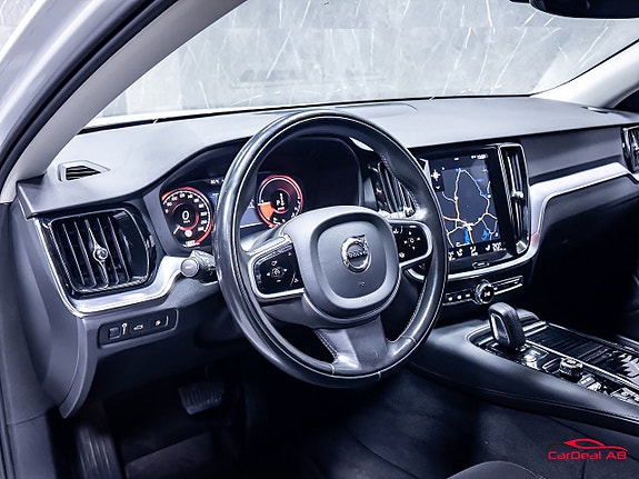 Volvo V60 12 of 30