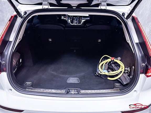 Volvo V60 17 of 30