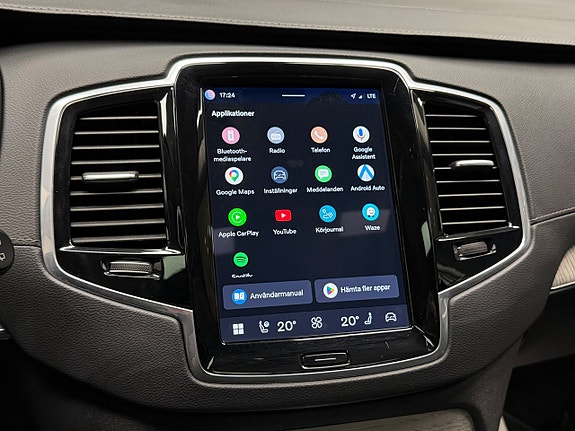 Volvo XC90 25 of 30