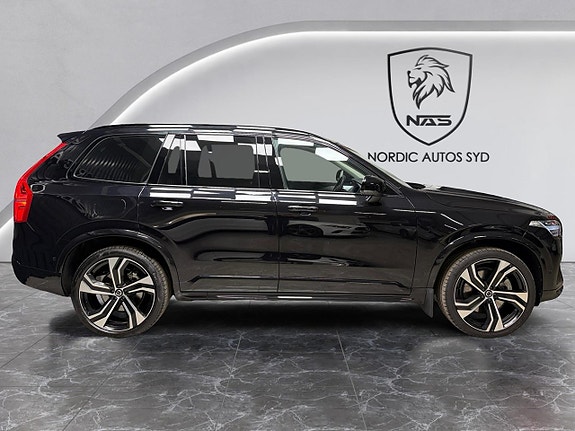 Volvo XC90 7 of 30