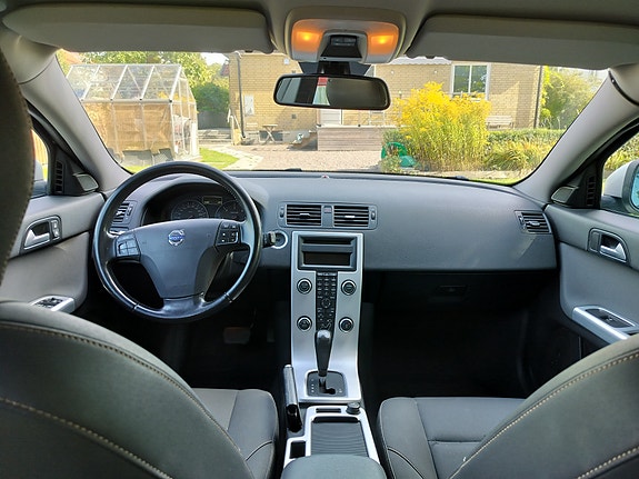 Volvo V50 5 of 6