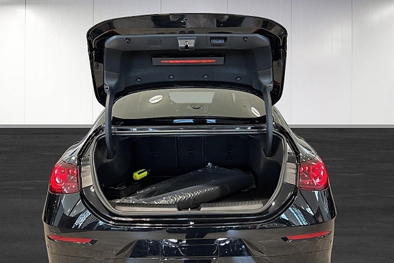 Mercedes-Benz CLA250+ 10 of 17