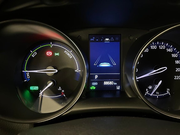 Toyota C-HR 15 of 25