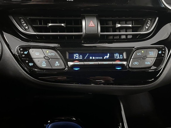 Toyota C-HR 20 of 25