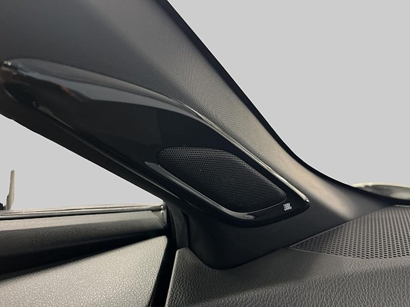 Toyota C-HR 24 of 25