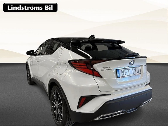 Toyota C-HR 4 of 25