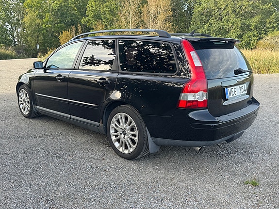 Volvo V50 4 of 8