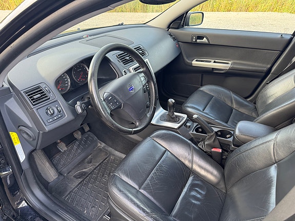 Volvo V50 5 of 8