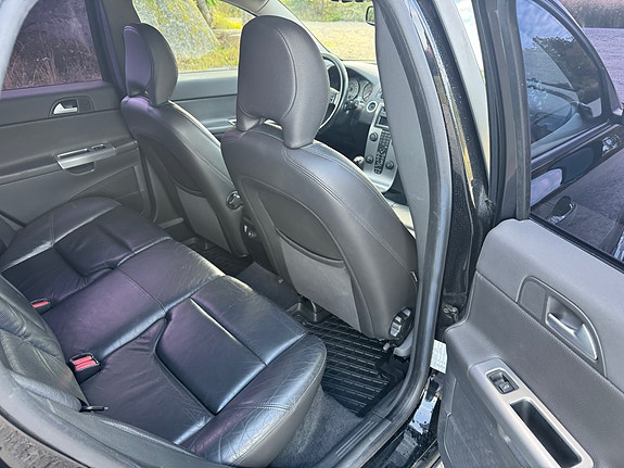 Volvo V50 7 of 8