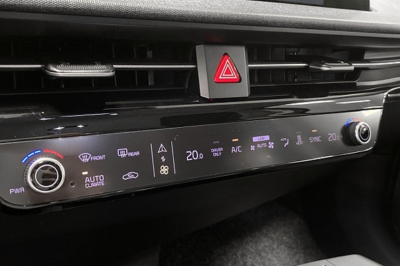 Kia EV6 13 of 14