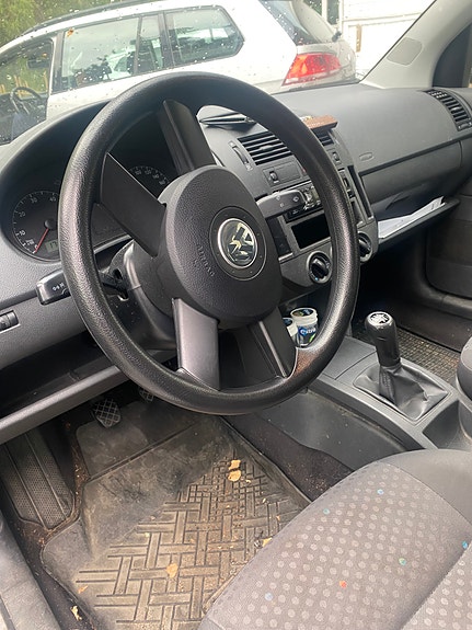 Volkswagen Polo 10 of 10