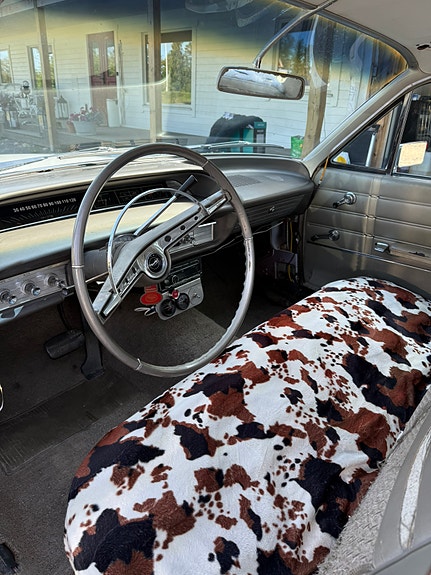 Chevrolet Impala 3 of 4