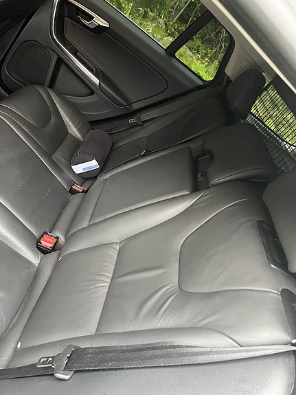 Volvo V60 6 of 8