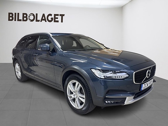 Volvo V90 Cross Country 5 of 12