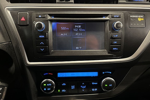Toyota Auris 15 of 20