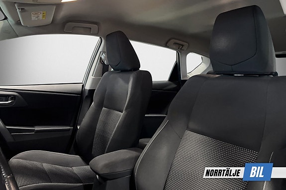 Toyota Auris 10 of 20